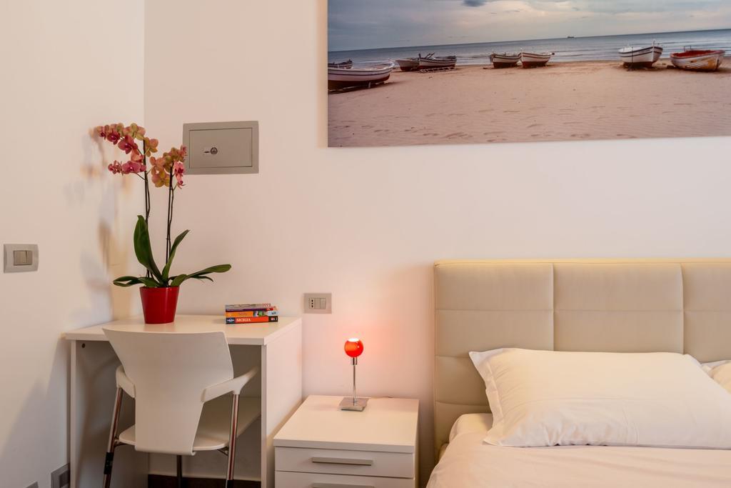 B&B Bianco E Blu มารีนาดีรากูซา ห้อง รูปภาพ